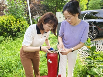 吉总检查特来电充电桩1_副本.jpg